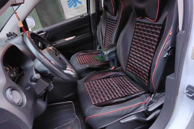 Used Jeep Compass 2014 2.4L Four-Wheel Drive Serpentine Collection Edition