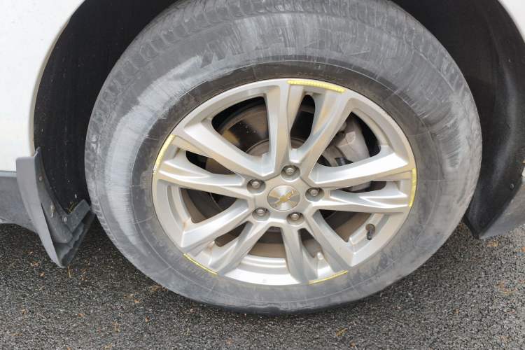 Used Chevrolet Equinox 2019 535T Automatic YuJie Edition China VI Right Front Wheel Hub