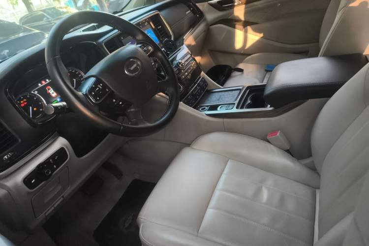 Used GAC Trumpchi M8 2018 320T Luxury Edition