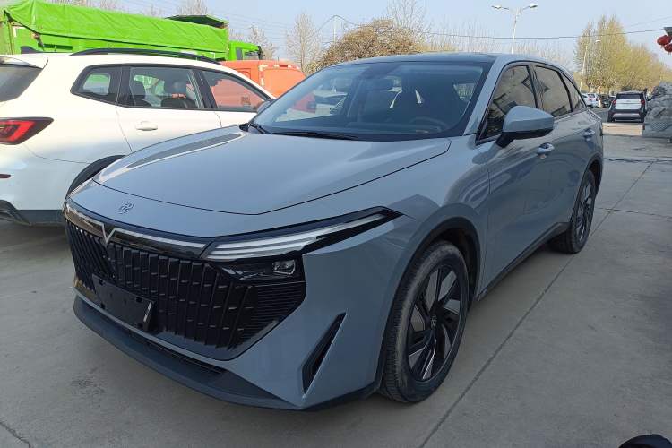 Used Venucia V DD-i 2023 110 km iE Version