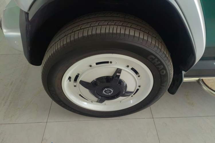 Used iCAR V23 2025 401 Two-Wheel Drive Intelligent Driving Version Left Front Wheel Hub