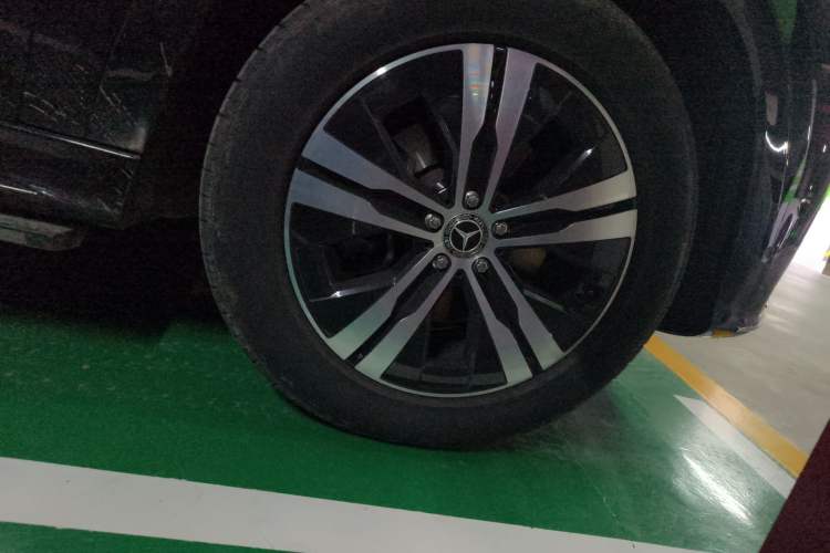 Used Mercedes-Benz GLE 2024 GLE 350 4MATIC Stylish Model
