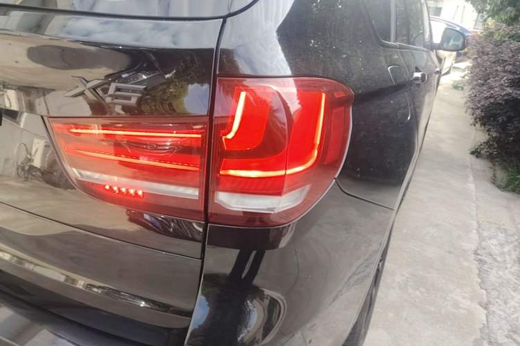 Used BMW X5 2018 xDrive28i