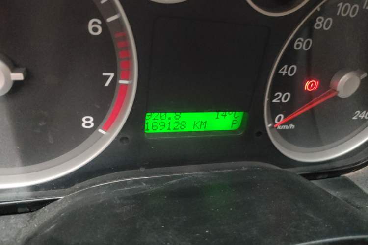 Used Ford Focus 2007 Hatchback 1.8L Automatic Fashion Edition Odometer Close Up