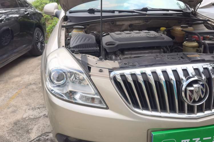 Used Buick Excelle 2013 1.5L Automatic Classic Model
