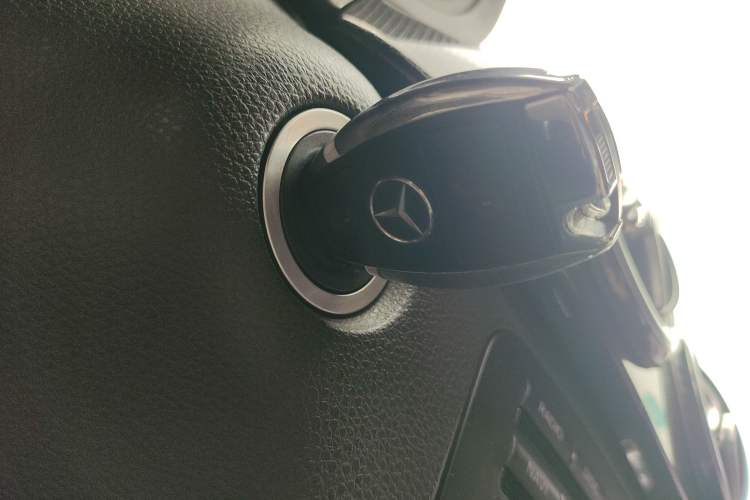 Used Mercedes-Benz B-Class 2012 B 180 base model (imported) Vehicle Key