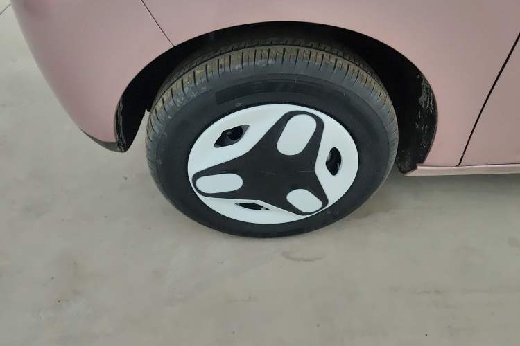 Used Geely Galaxy Panda 2025 210 km – Yuanqi Bear

