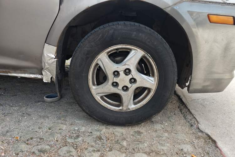 Used FORTHING Lingzhi 2013 M3 1.6L 7-seat Standard Model