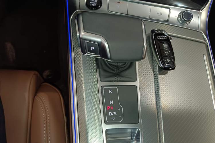 Used Audi A6L 2024 45 TFSI Prestige Elegant Edition
