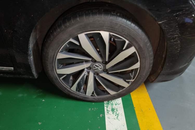 Used Volkswagen Passat 2024 380TSI Luxury Edition