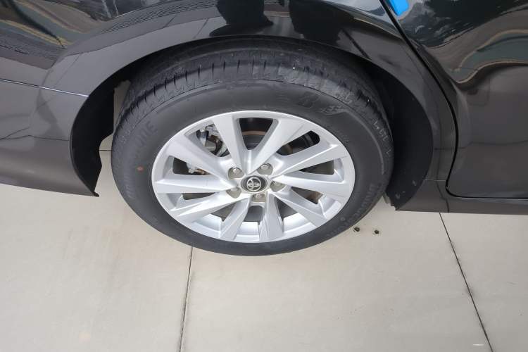 Used Toyota Camry 2023 2.0GVP Premier Edition Right Rear Wheel Hub