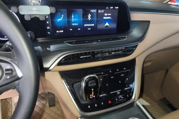 Used Buick GL8 2021 ES Land Cruiser 653T Luxury Edition
