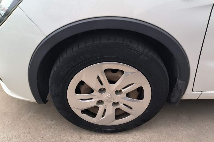 Used Baojun 310W 2017 1.5L Manual Comfort Version China VI Emission Standard
