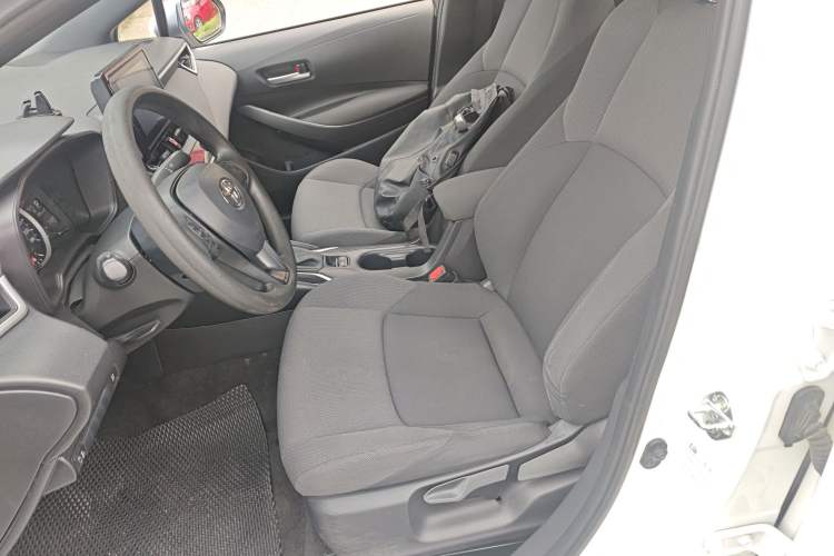 Used Toyota Levin 2022 Facelift TNGA 1.5L CVT Progressive Edition Left Front Seat