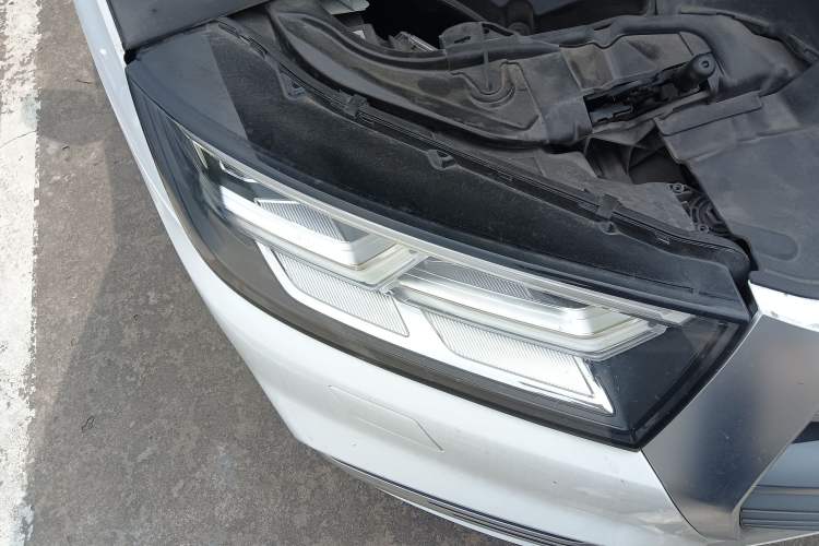 Used Audi Q5L 2020 45 TFSI Prestige Fashion Model Right Front Headlight