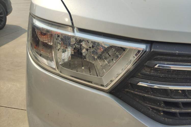 Used Wuling Hongguang V 2021 1.5L Enjoyment Edition LAR