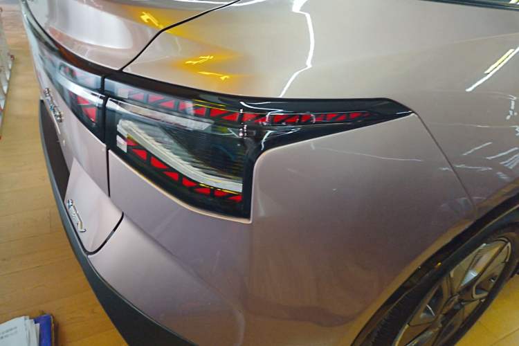 Used Toyota bZ3 2023 616 km Long-Range PRO
