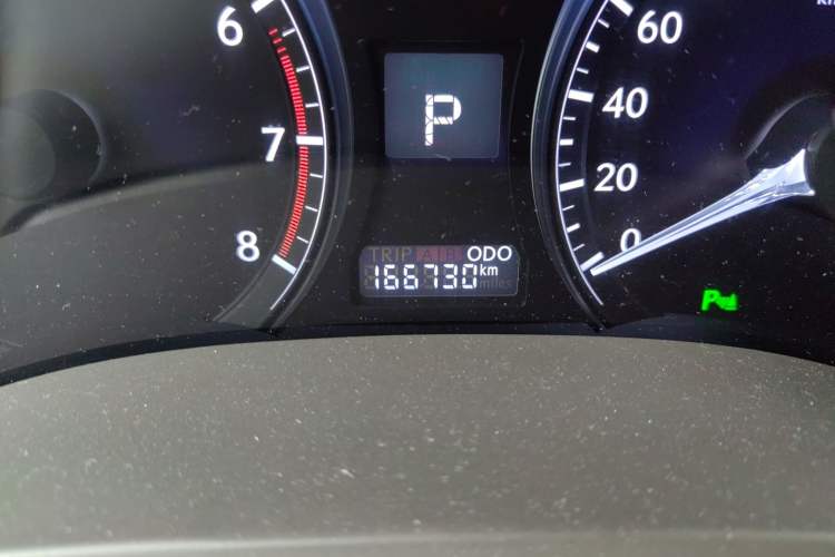 Used Lexus RX Classic 2013 270 Elite Edition Odometer Close Up