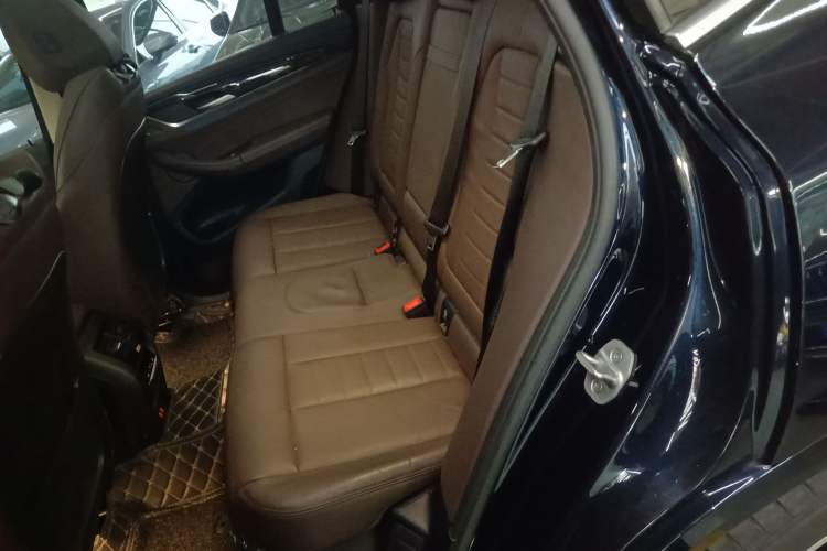 Used BMW X3 2021 Restyled xDrive30i Leading Edition M Sport Package Left Rear Seat