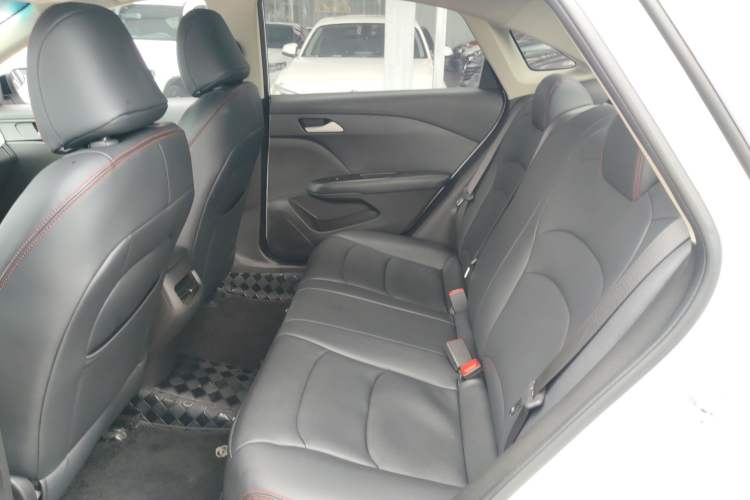 Used Chevrolet Monza 2019 Redline 320T Dual-Clutch Joyful Edition China VI Standard Left Rear Seat