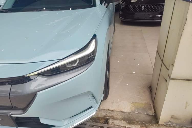Used Honda e:NP1 2023 420 km Vision Edition
