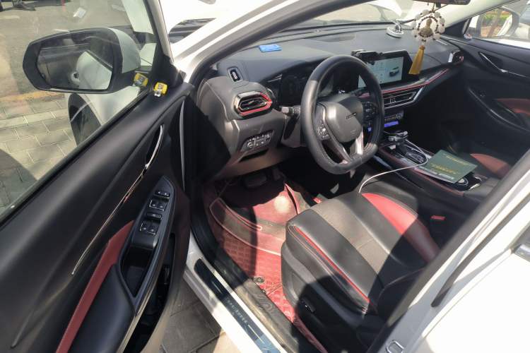 Used CHANGAN OSHAN X5 2021 1.5T DCT Flagship Edition Interior 3