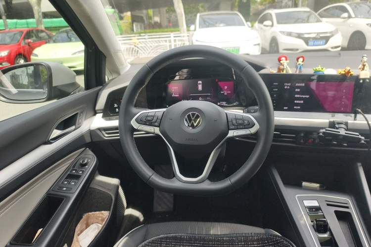 Used Volkswagen Golf 2021 280TSI DSG 30th Anniversary Edition
