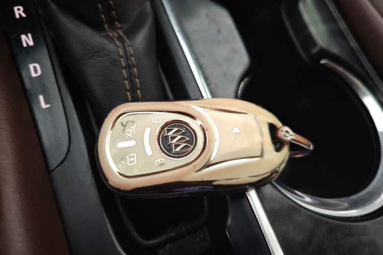 Used Buick Envision 2014 28T Four-Wheel Drive Luxury Model Vehicle Key