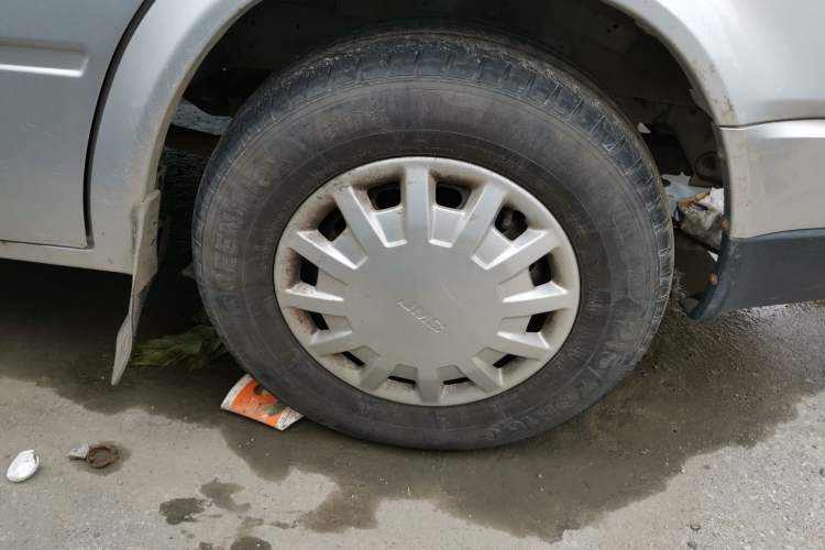 Used JMC Transit 2017 2.8T Commercial Version Short Wheelbase Mid-Roof 6/7/8-Seater JX493