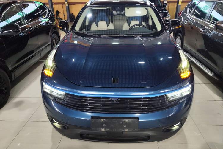 Used Lynk & Co 01 2019 2.0T Two-Wheel Drive Zhaopu Version China VI Standard
