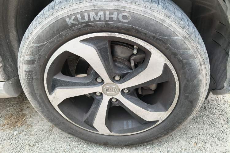 Used BYD S7 2015 2.0T Upgraded Automatic Luxury Version
