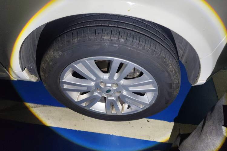 Used Land Rover Freelander 2 2012 2.0T Si4 SE Gasoline Version Right Front Wheel Hub