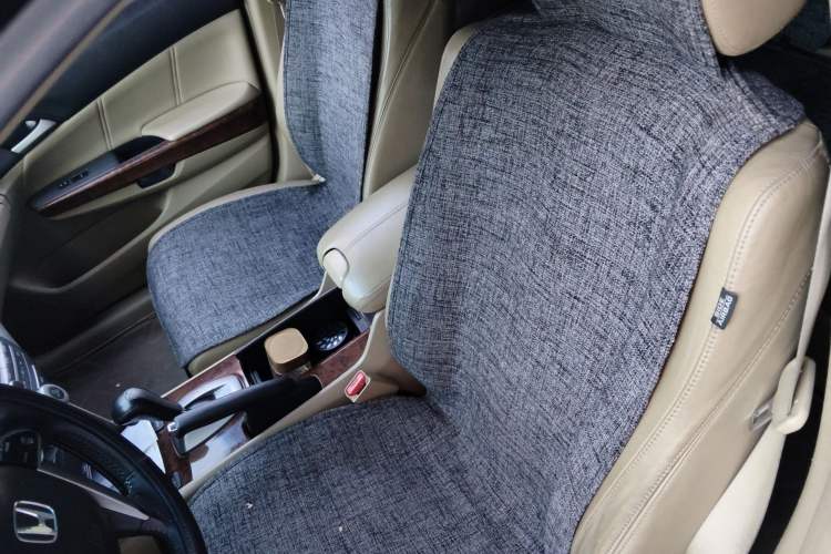 Used Honda Accord 2012 2.0L SE
