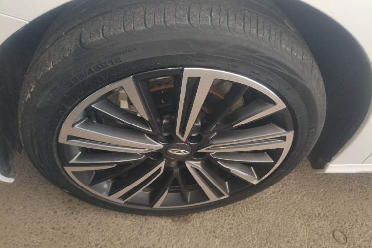 Used Chery Arrizo 8 2022 1.6T DCT Elite Left Front Wheel Hub