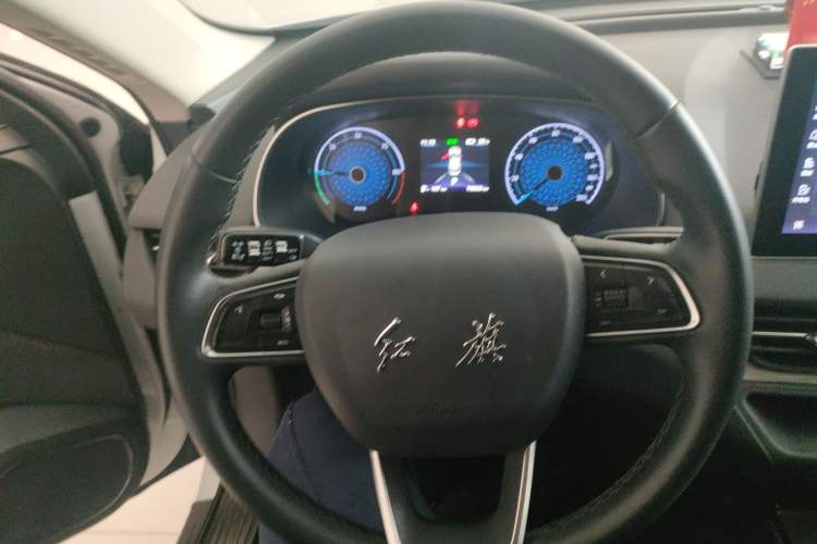 Used Hongqi E-QM5 2023 620km PLUS
