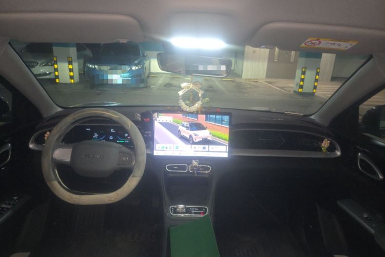 Used Geely Galaxy Geome 2026 Model 410km Freedom Edition Center Console