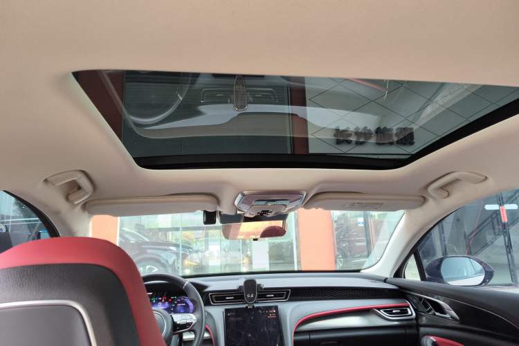 Used Hongqi H6 2024 2.0T ZhiMei Edition
