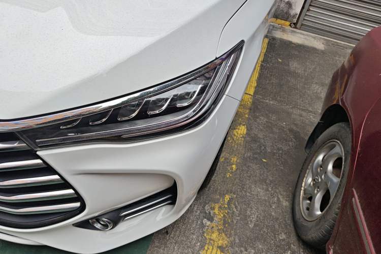 Used BYD Song MAX 2017 1.5T Automatic Smart Connect Elite 7-Seater