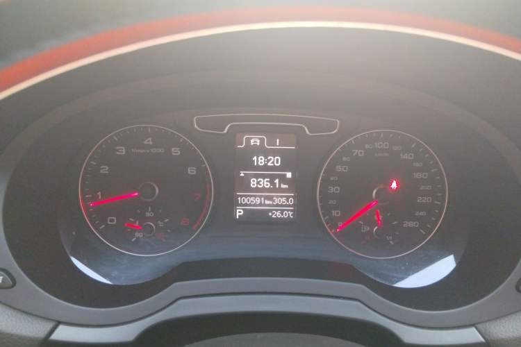 Used Audi Q3 2015 35 TFSI Millionth Anniversary Comfort Model Instrument Cluster