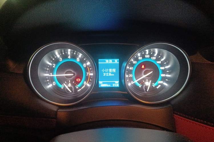 Used Haval H1 2016 Revised Version Blue Badge 1.5L AMT Luxury Edition