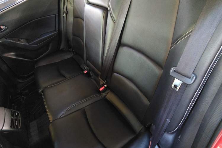 Used Mazda Mazda 3 Axela 2019 Cloud-Controlled Sedan 1.5L Automatic Luxury Model China VI Standard
