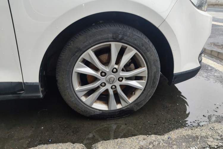 Used Baojun 730 2016 1.5L Manual Comfort Version 7 Seats China V Emission Standard
