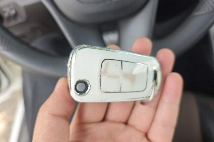 Used Chevrolet Cruze 2015 Hatchback 1.6L Automatic Comfort Edition