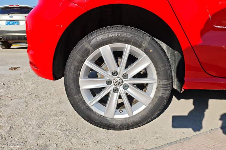 Used Volkswagen Polo 2014 1.4L Automatic Comfort Edition
