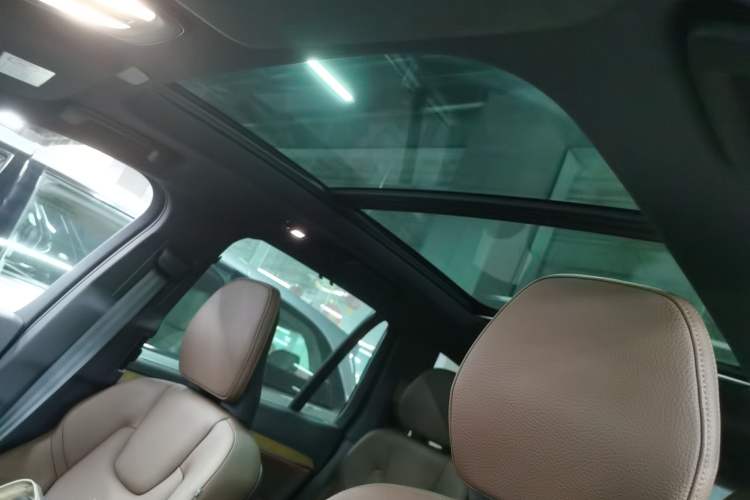 Used Volvo XC90 2023 B6 Zhiyi Luxury Edition 7-Seater
