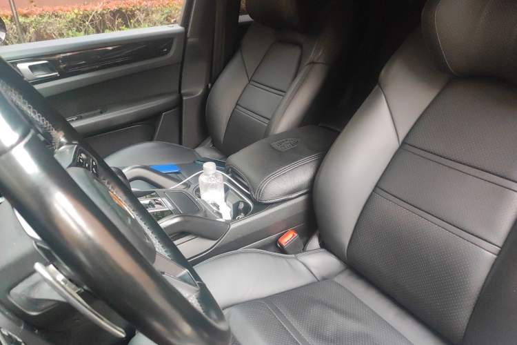 Used Porsche Cayenne 2018 Cayenne 3.0T Left Front Seat