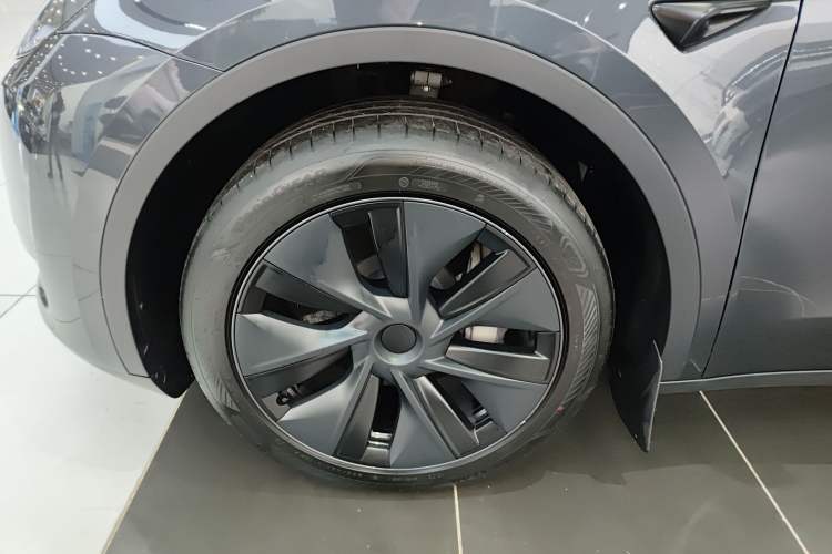 Used Tesla Model Y 2024 Rear-Wheel-Drive Version