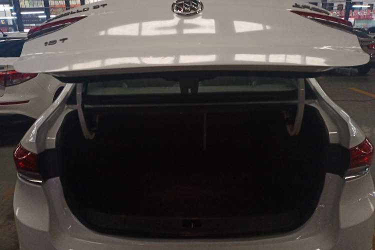 Used Buick GT 2019 15T Dual-Clutch Connected Elite Model China VI