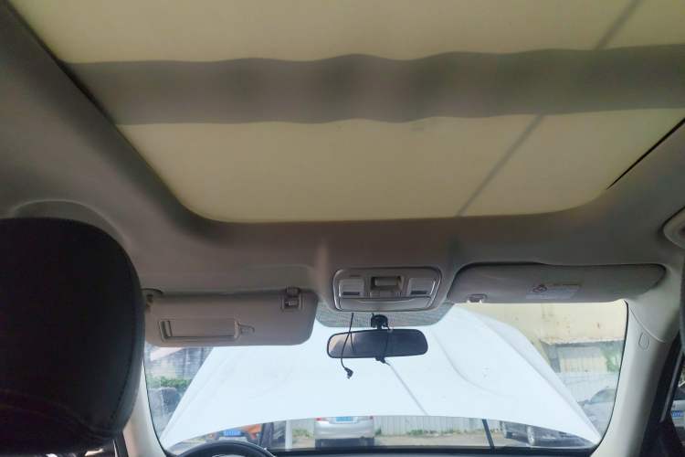 Used Geely Auto Emgrand X7 Sport 2018 1.8TD Automatic Two-Wheel Drive Smart Connect 4G Internet Edition
