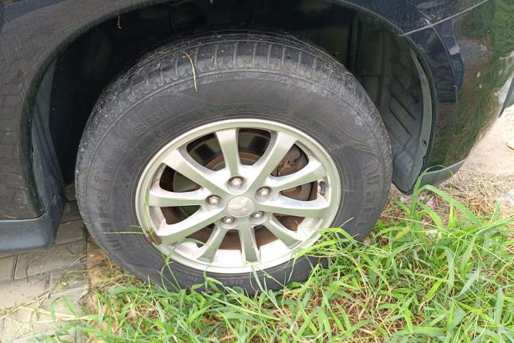 Used Mitsubishi ASX 2013 2.0L Manual Two-Wheel Drive Comfort Edition Right Front Wheel Hub